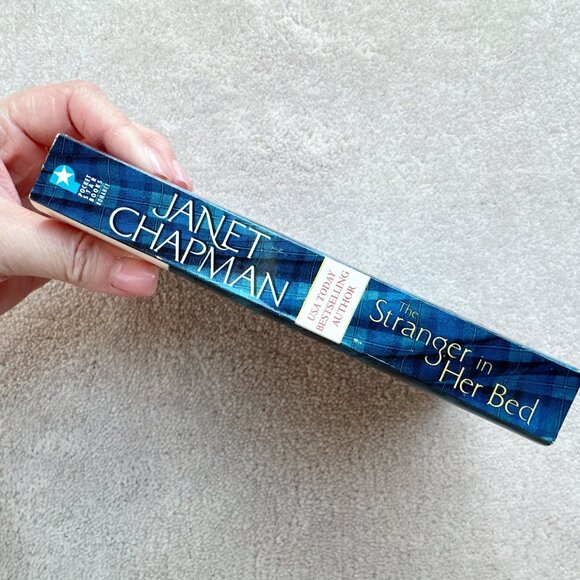 The Stranger in Her Bed by Janet Chapman | Paperback Book - Picture 4 of 4